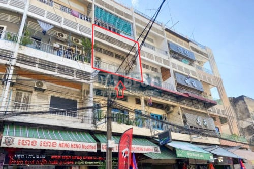 ផ្ទះល្វែងជាន់ទី ២ សម្រាប់លក់ (តម្លៃចរចារ) 2nd Floor Flat for Sale