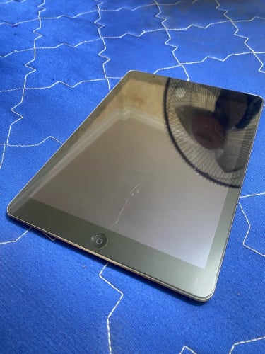 លក់ iPad Air1 32GB នៅសាណុំហ្ស៊ីនស្អាត