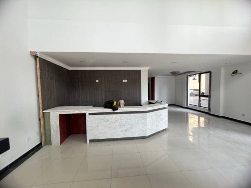 ផ្ទះអាជីវកម្មសម្រាប់ជួល | Shophouse for Rent កែង