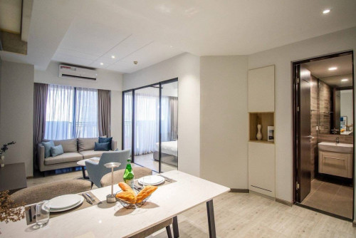 1BR Serviced Apartment | Gym & Pool | $1,120/month | Boeng Trabaek๐