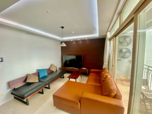 Biggest Two bedroom for rent at Decastle Royal 🍀