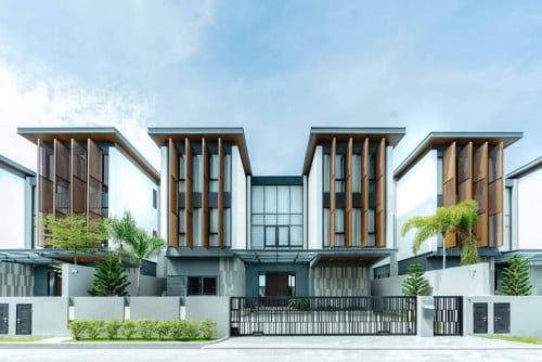 Elegant 6-Bedroom Villa with Swimming Pool for Rent on Hun Sen Blvd – Just Minutes from AEON Mall 3