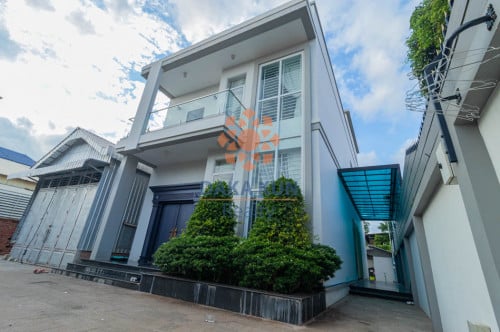 Modern​ Villa for Rent in Siem Reap City near Phsar Leu Market