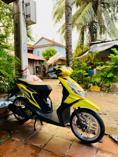 របស់ចាស់តែនៅអ៊េមគ្រប់យ៉ាង