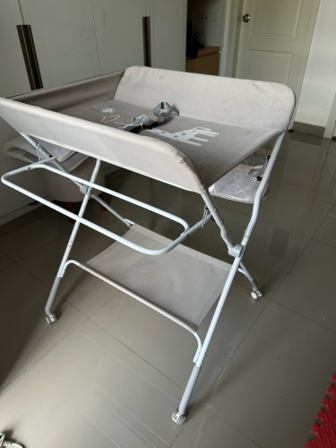 គ្រែកូន