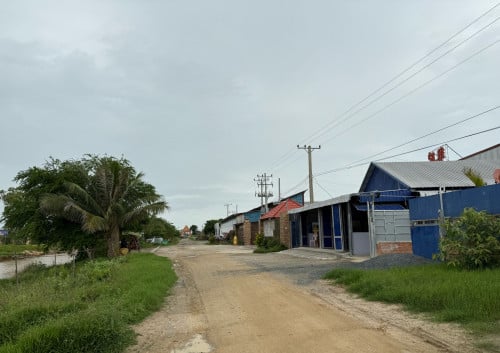 ដីលក់/ជួលប្រញ៉ាប់ ៖ ជិតផ្លូវជាតិលេខ4, ស្រុកអង្គស្នួល