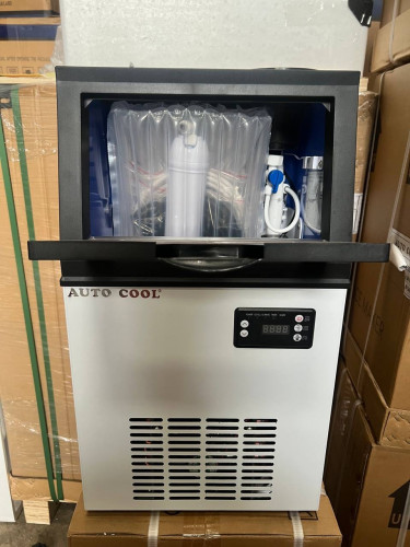 ម៉ាសុីនផលិតទឹកកកថ្មីកេស Auto Cool 30kg