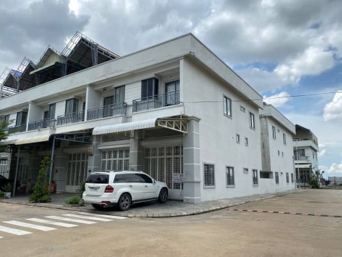ផ្ទះអាជីវកម្មជួល Shophouse for rent
