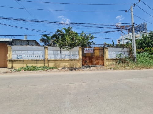 ដីសម្រាប់លក់ ម្តុំកោះនរា