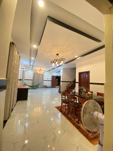 វីឡាកូនកាត់ជួល