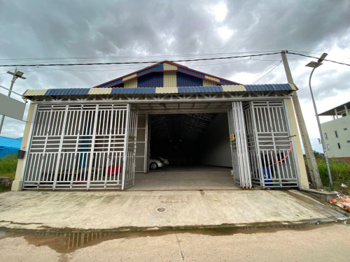 ឃ្លាំងថ្មីសម្រាប់ជួលនៅក្រុងតាខ្មៅ