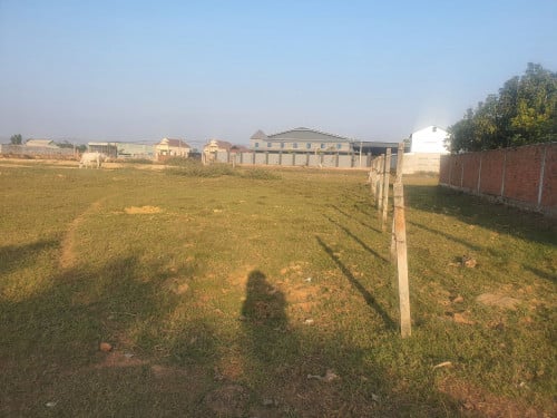 ដីសម្រាប់លក់