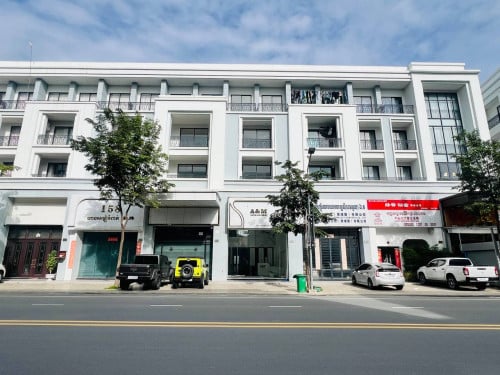 ផ្ទះអាជីវកម្មសម្រាប់ជួល-ជីបម៉ុង271