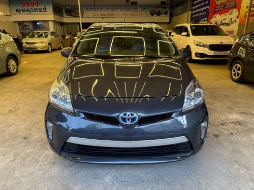 🎁 រថយន្តទើបមកដល់ តំលៃរៀបចំរួចតែ :$19,500🚘2014 Toyota Prius Plug-in សាកភ្លើងបាន