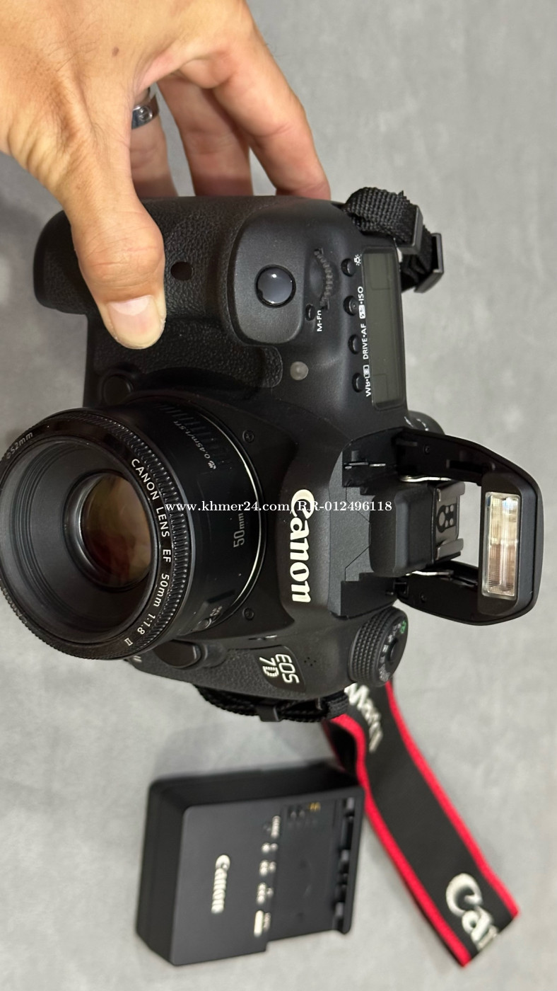 50mm D7 Mark Lens Canon 7d Body Canon EOS 7D DSLR Camera W/ EF 50mm II