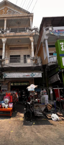 ផ្ទះជួលជាប់របងខាងត្បូងពេទ្យលោកសង្ឃ ឬពេទ្យព្រះកុសុមៈ