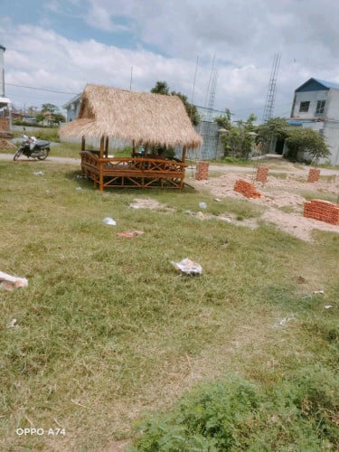 លក់ដីបន្ទាន់