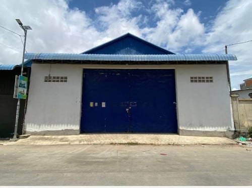 ឃ្លាំងសម្រាប់លក់នៅក្រាំងធ្នង់ឈូកវា2