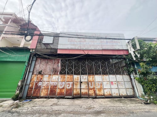 ផ្ទះនិងឃ្លាំងសម្រាប់ជួល នៅសង្កាត់បឹងកេងកងទី3 | House and warehouse for rent in Sangkat BKK 3