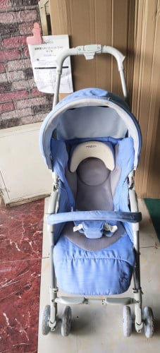 រទេះមួយទឹកមកពីជប៉ុនប្រេនApricaនៅថ្មីស្អាត 98%