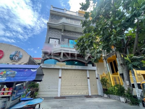 ផ្ទះសម្រាប់ជួលនៅទួលគោក / House for Rent at Khan Toul Kouk