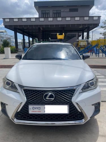 雷克萨斯 Lexus CT200h F-sport 2012-For Rent/ 租 / 임차료