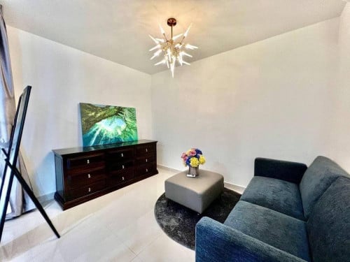 🏙️ 2 Bedroom + Office for Sale – The Peak, Phnom Penh || $300K (Nego)