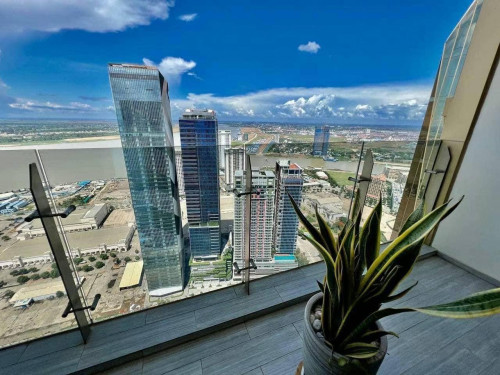 🏙️ 2 Bedroom + Office for Sale – The Peak, Phnom Penh || $300K (Nego)