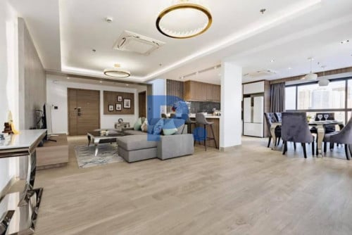 Duplex Penthouse 5 Bedrooms Apartment for RENT in BKK1