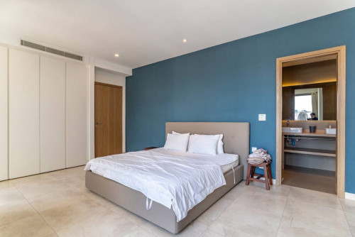 Spacious 2 Bedrooms For Rent In Tonle Bassac  At Embassy Residence