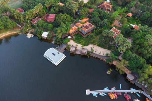 ដីResort ជាប់ព្រែក