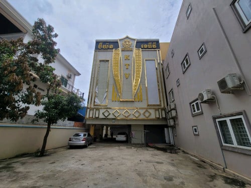 (SC)ផ្ទះសំណាក់និងKTV