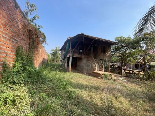 ๐ฆHouse Available for Urgent Sale at a Special Price (Negotiable).