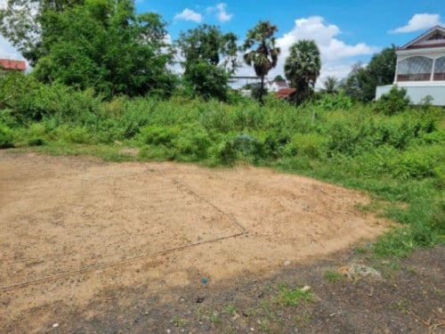 ๐ฆLand Available for Urgent Sale at a Special Price (Negotiable).