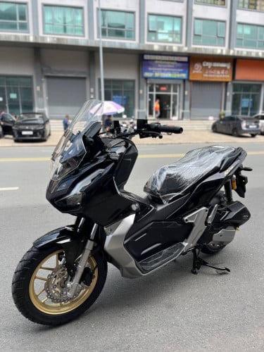Honda ADV 2021/150cc ក្រដាស់ពន្ធធានាសេវាម៉ាសុីន1ឆ្នាំពេញ