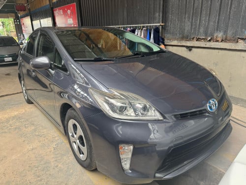 Prius 2014 option4