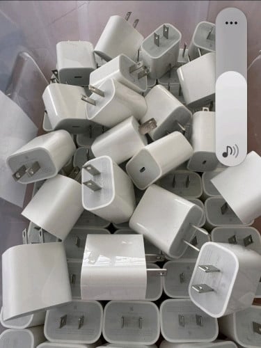 ដុំសាកហ្ស៊ីនមួយទឹក Apple 20W Genuine