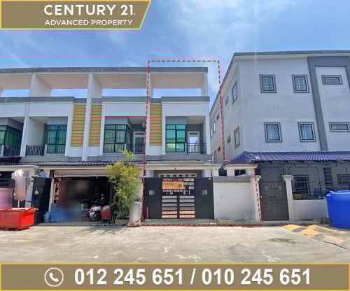 🏘 វីឡាកូនកាត់ ខាង(LB) ក្នុងបុរី រំចេកទួលពង្រ ត្រូវការលក់បន្ទាន់ខ្លាំង