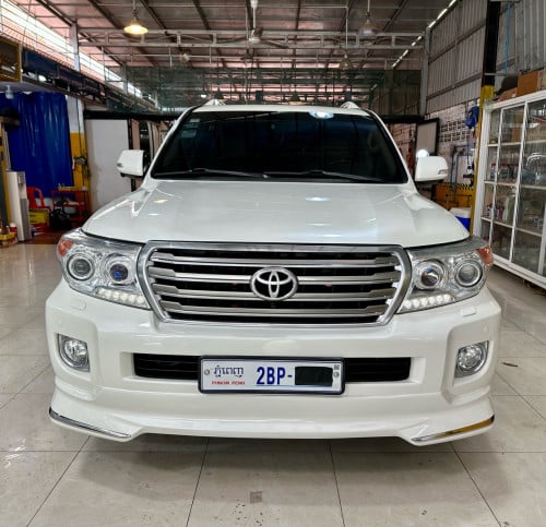 2013 Land V6 សាំង Full (ស្លាកលេខពិសេស) 7X7X