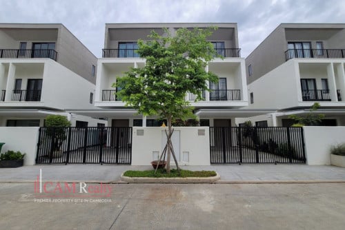 3 Bedrooms Villa Plous Toch For Rent | Borey Chankiri-Urbanland