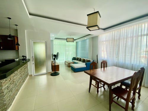 Biggest Penthouse 03 bedroom for rent at Bkk1
