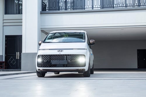 Hyundai Staria 2025