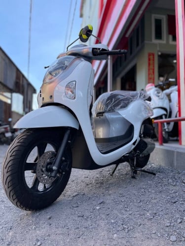 Scoopy25ស្មាតឃី