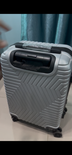 Used Silver Hard-Shell Suitcase – Good Condition