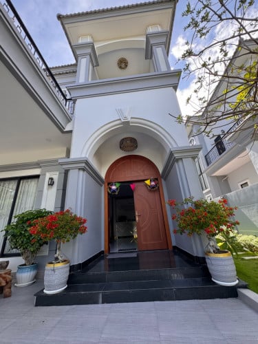 HN Garden Villa for rent