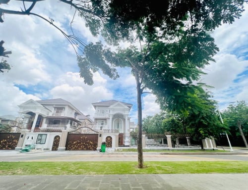 វីឡាព្រីនសម្រាប់លក់ | Prince Villa for Sale in Borey Penghout Boeung Snor