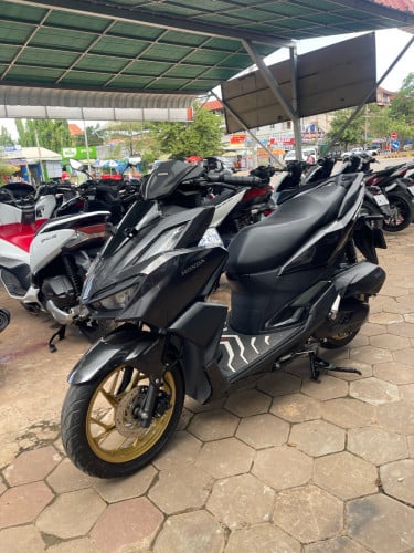 2550$VARIO 160CC 2022
