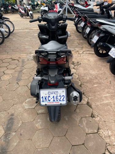 2550$VARIO 160CC 2022