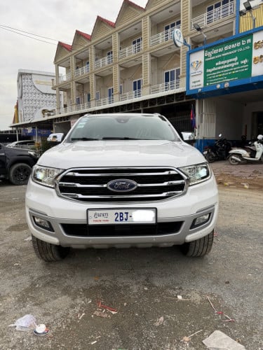Ford Everest 2020 Bitubo 2.0 TITANIUM ទឹកថ្នាំសីនមួយជុំ​ ម្ចាស់​ដើម​ សោពី​ ប្រេី​បាន3មុឺនគីឡូជាងទេ