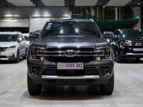 FORD EVEREST 2023